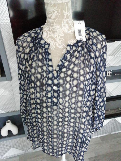  — ladies size *16*