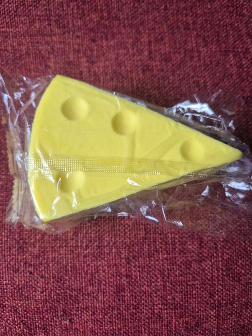  — new Slow Rising Cheese Squishy