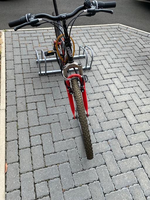  — Bike stand