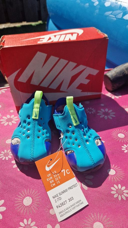 — nike sunray 2 size 7 infant