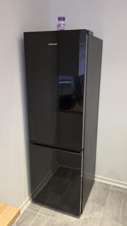  — Samsung Fridge Freezer
