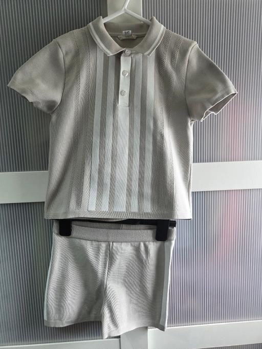  — Age 4-5 RIVER ISLAND co-ord outfit