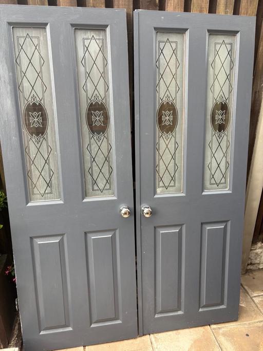  — Internal doors 137/190 including handles