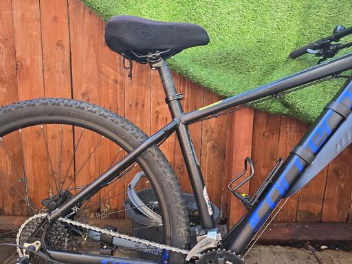  — Carrera Hellcat Mountain bike 18" medium