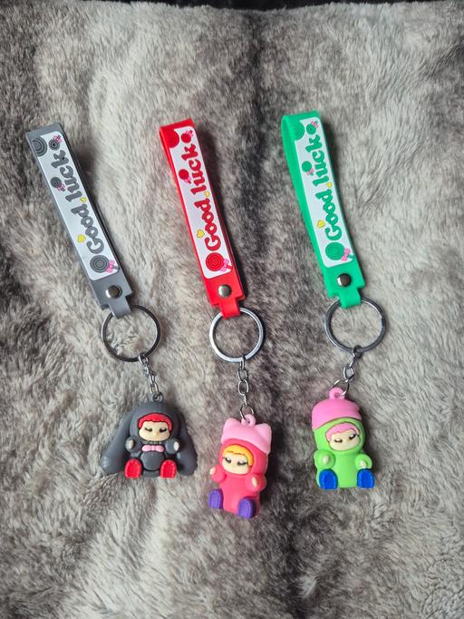  — new Keychains 70p EACH