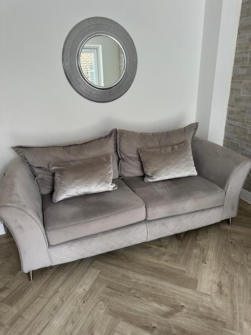  — Settee with Footstool