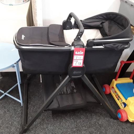  — Diono Quantam carry cot & stand