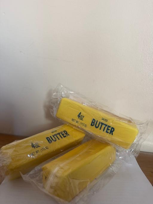  — Set of 3 Butter squashy toys