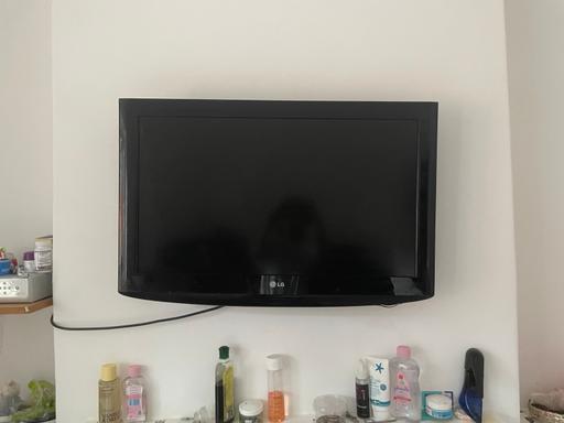 — LG tv for sale