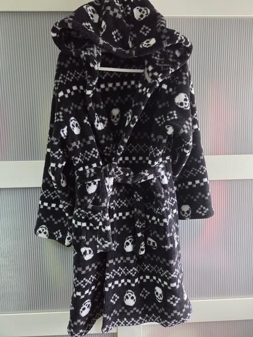  — Age 6-7 MATALAN dressing gown