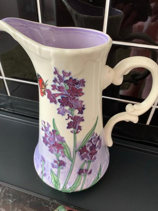 — Large old Tupton ware jug buyer collect