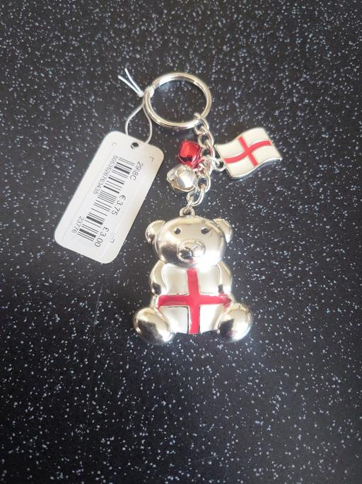  — England teddy keyring