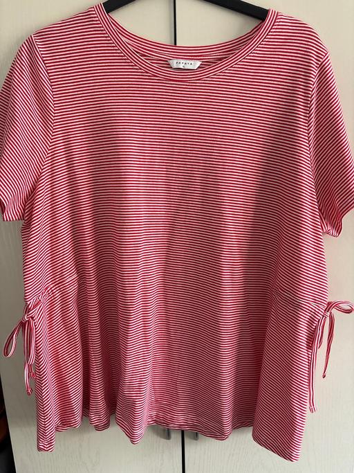  — Ladies top