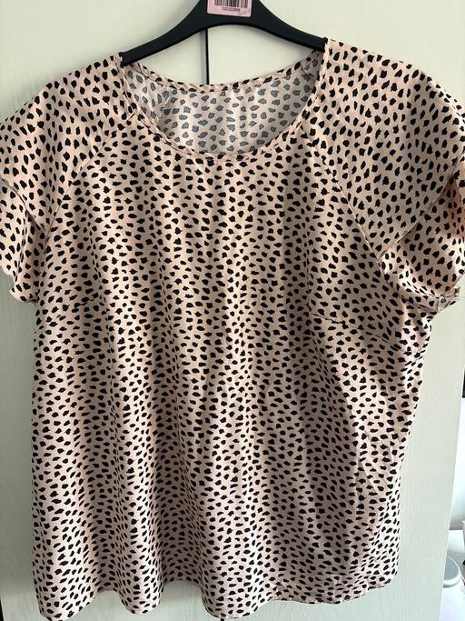  — Ladies blouse