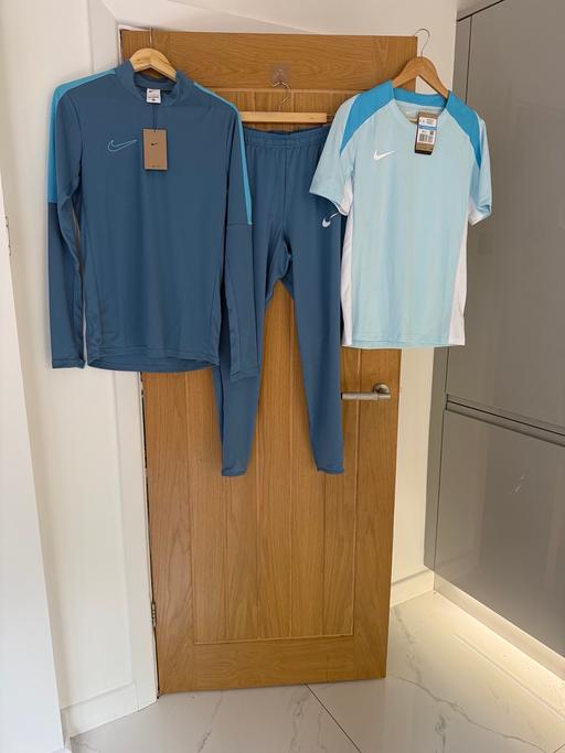  — 3 Piece Set Nike Men’s Dri-FIT Acamdemy