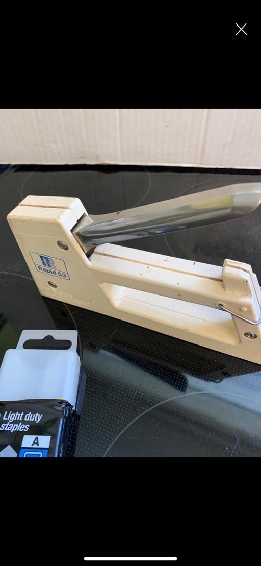  — Stapler heavy duty