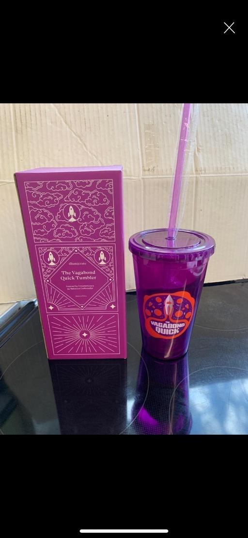  — Drinks cup and straw