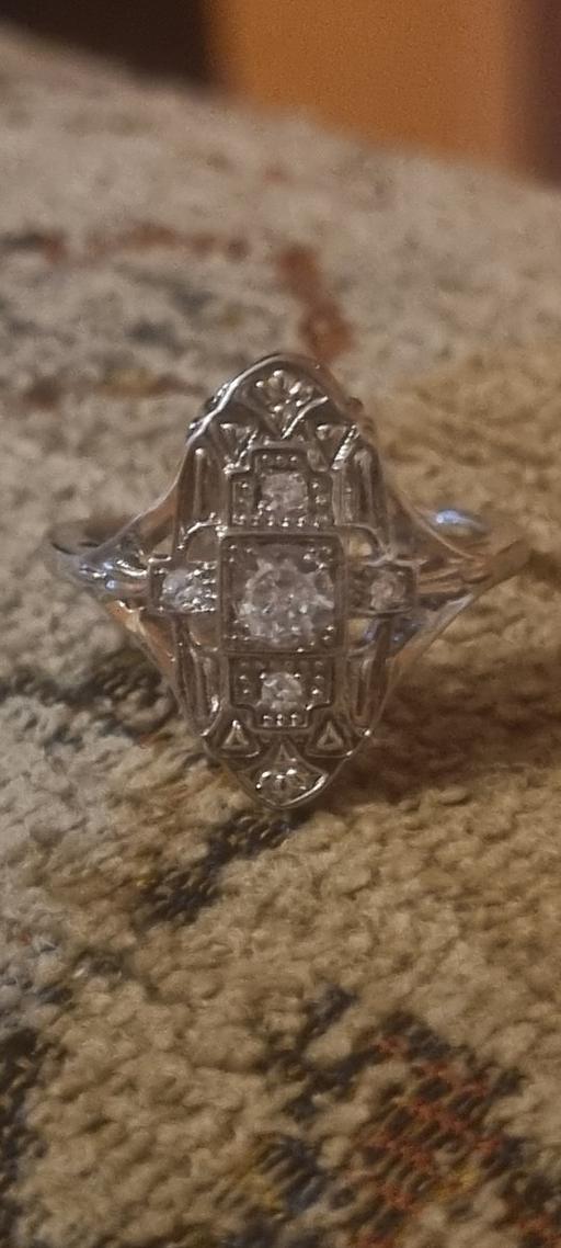  — ring womens