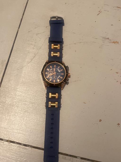  — Men’s Blue and Gold Luxury Style Analog watch