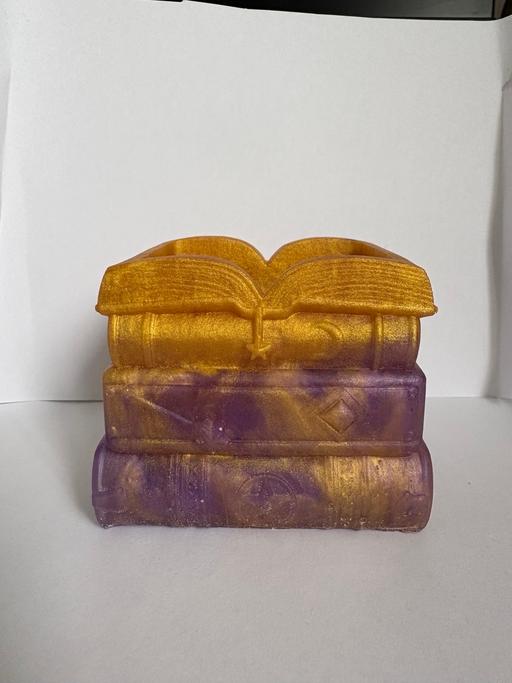  — Spell book stationary pot