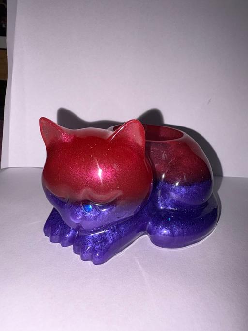  — Cat candle holder