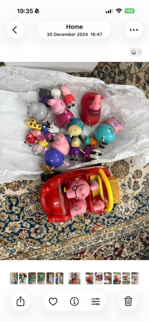  — Peppa pig toys bundle in excellent condition