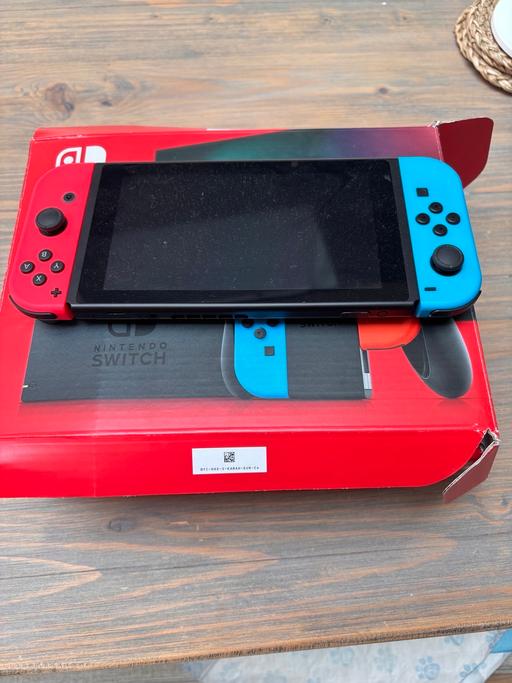  — Nintendo switch , mint condition