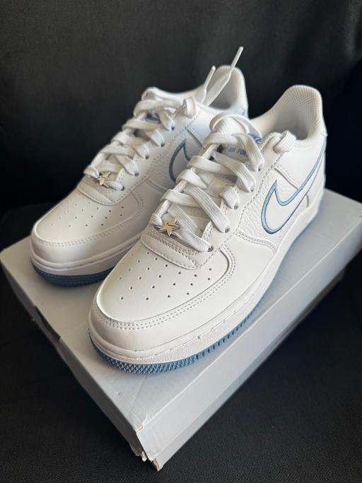  — Brand new Nike air force 1 size 4