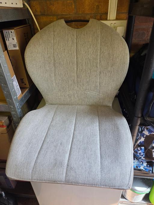  — set of 4 akante dining chairs