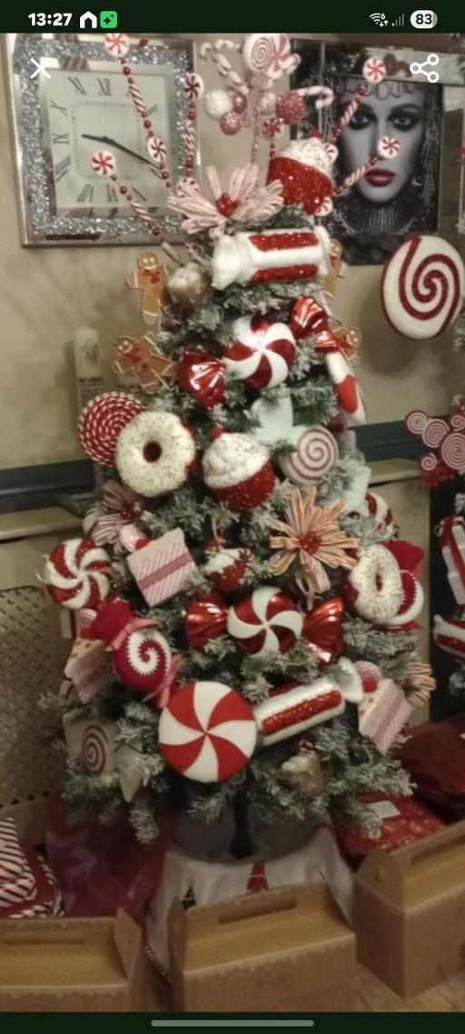  — Christmas tree 