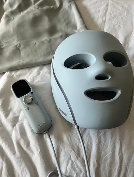  — Shark cryoglow led mask