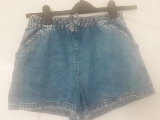  — Girls age 14 next denim shorts