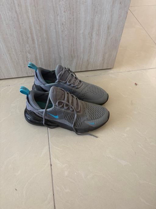 — Nike trainers