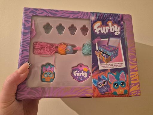  — new Furby MYO Jewellery Set