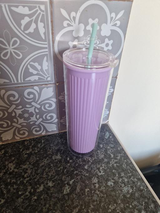  — brand new drinks cup with straw