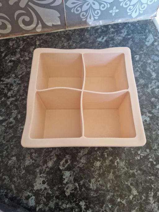 — brand new silicone ice cube tray