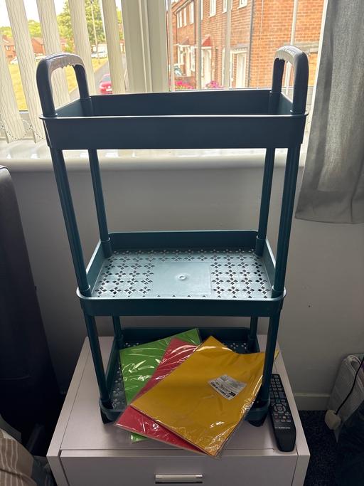 — Utility cart