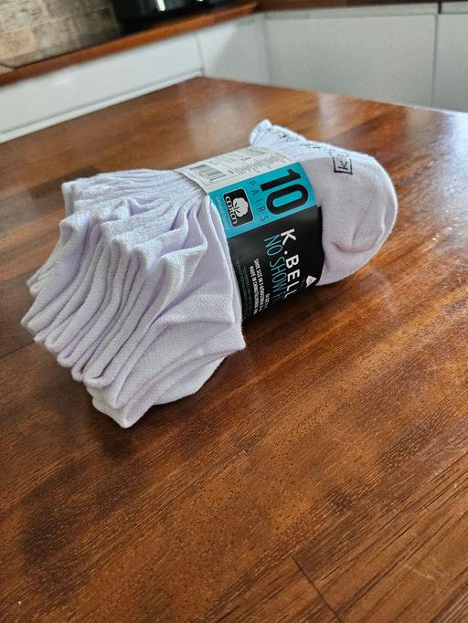  — 10 pr trainer socks