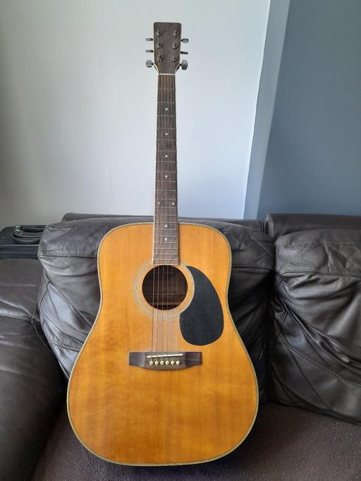  — acoustic guitar