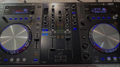  — Pioneer XDJ-R1 Decks + TX8 SPEAKER