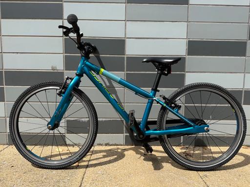  — Islabikes Cnoc 20 kids bike