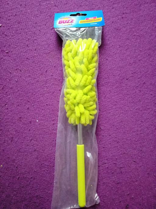  — brand new Extendable Duster
