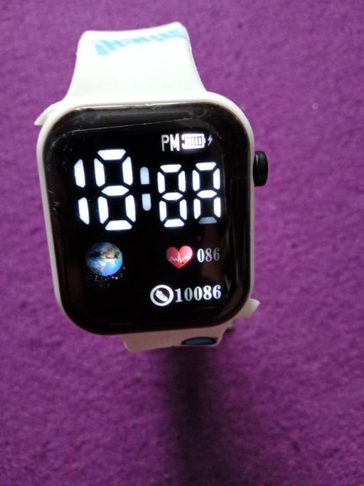  — brand new kids Lilo& stitch watch