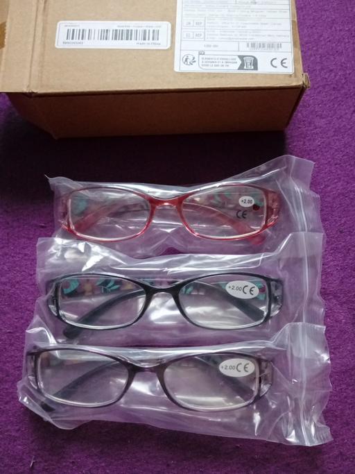  — box of 3 pairs of +2.00 Reading glasses