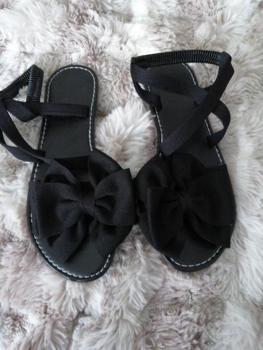  — ladies size *7*