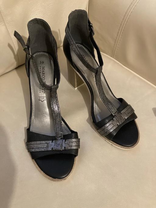  — New Marco Tozzi leather sandals size 6