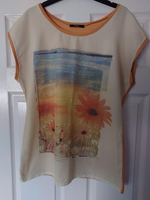  — Women's flower top size 12