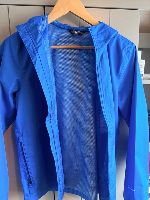  — Boys north face jacket