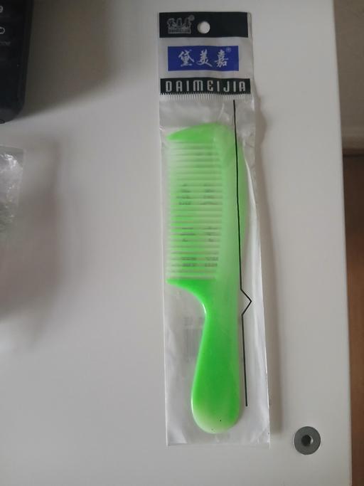  — Hair Comb New