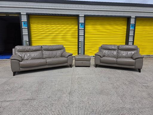  — dfs grey leather 3x2 footstall